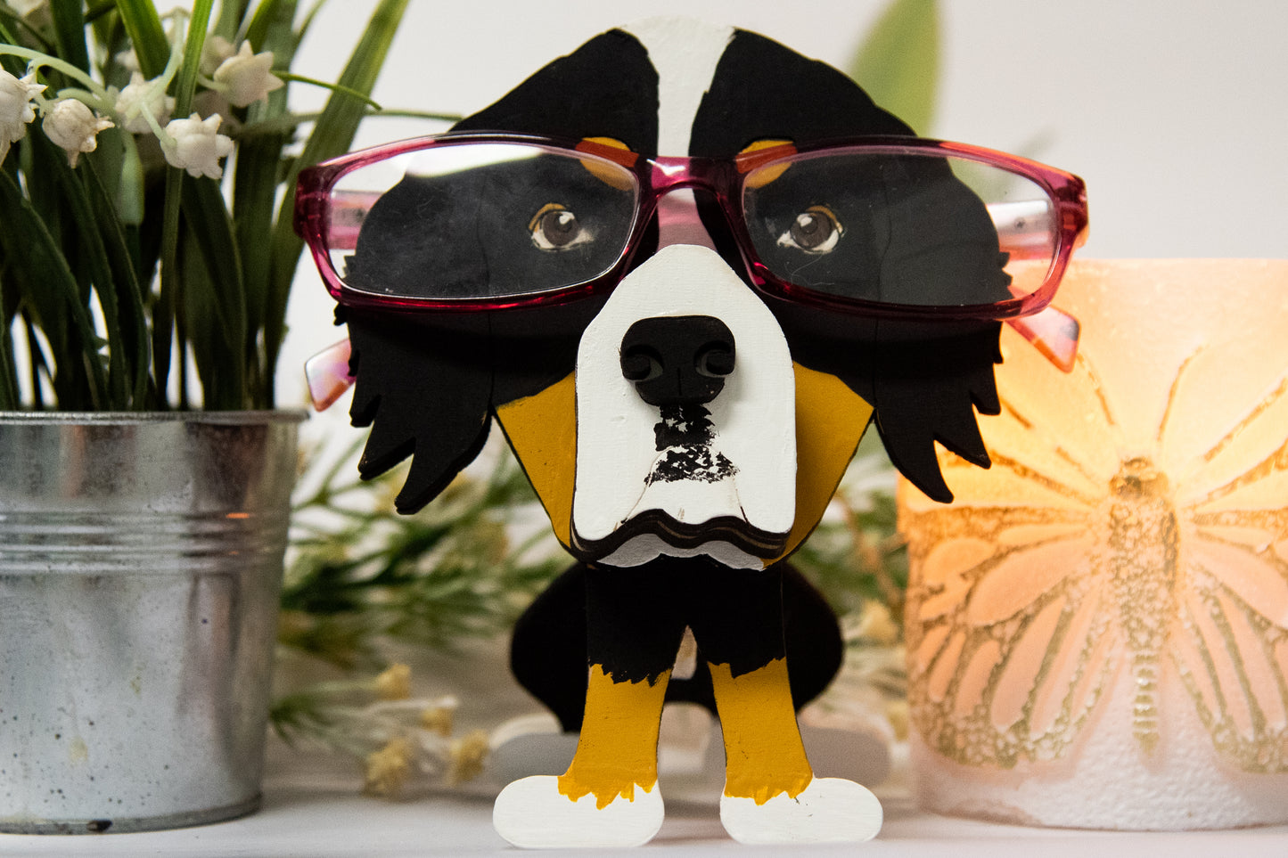 DIY wooden Bernese Mountain Dog glasses holder kit, paint your own unfinished dog eyeglass stand craft project, pet lover DIY decor gift, buildable wood dog breed glasses stand for crafters and dog lovers.