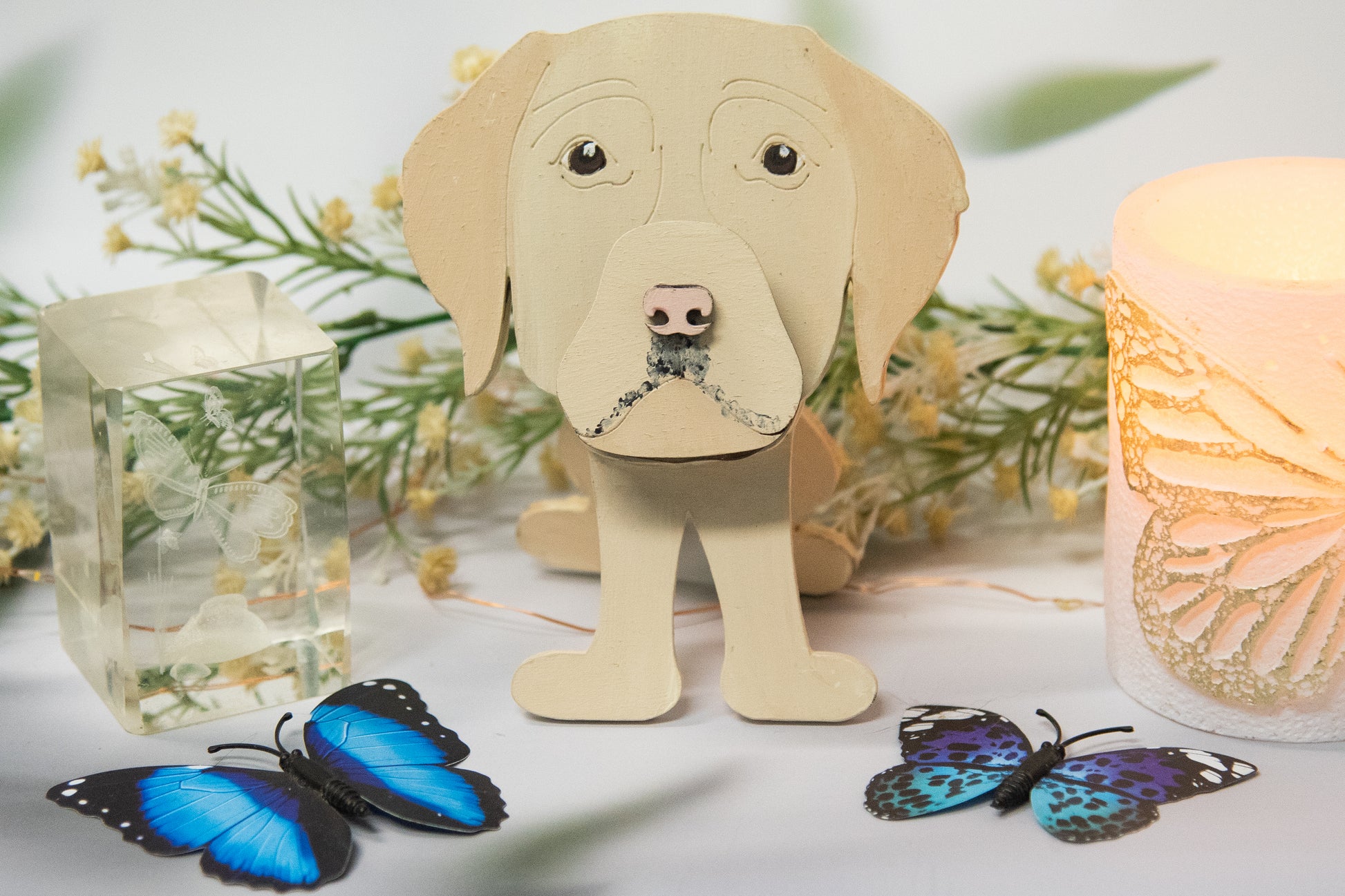 Custom handmade glasses holder shaped like a black and yellow Labrador Retriever, designed to hold eyeglasses or sunglasses. Features include a wooden build, optional DIY kit for paint-your-own fun, and an engraved nameplate for personalization. Shown assembled and with DIY parts, this functional and decorative dog-shaped
