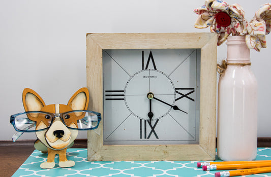 DIY paint-your-own wooden Corgi dog glasses holder kit, designed as a whimsical craft project and practical eyeglass organizer. Includes pre-cut wooden Corgi stand, ready for painting in Pembroke, Cardigan, or custom dog colors. Perfect for dog lovers, creative gift ideas, and pet-themed decor that keeps your glasses safe in adorable style.
