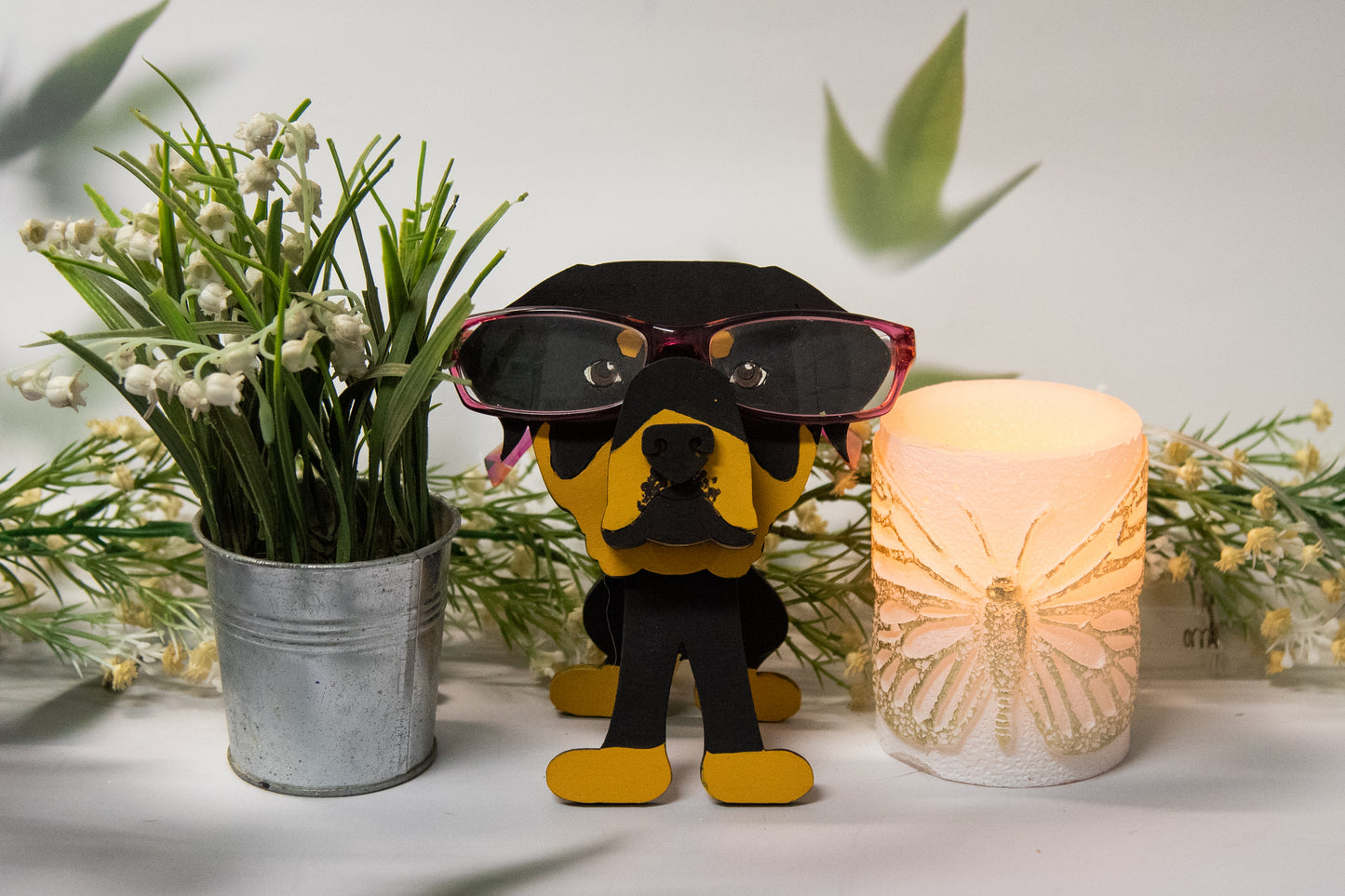 DIY rottweiler glasses holder, dog glasses stand craft kit, unfinished wooden glasses holder, dog lover craft project, DIY dog glasses stand, paint your own dog glasses holder, wooden dog glasses stand kit, handmade craft project for pet lovers, rottweiler craft kit, DIY pet lover gift, dog breed DIY kit