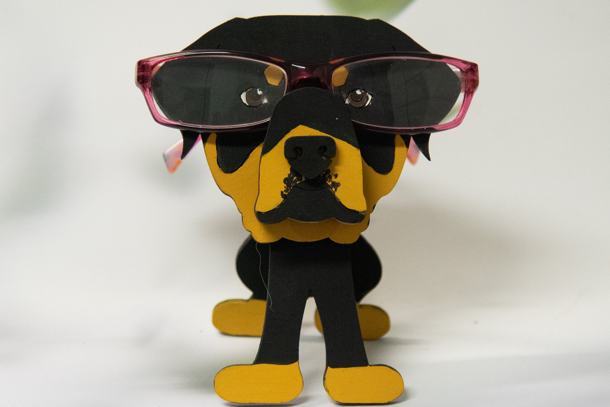 DIY rottweiler glasses holder, dog glasses stand craft kit, unfinished wooden glasses holder, dog lover craft project, DIY dog glasses stand, paint your own dog glasses holder, wooden dog glasses stand kit, handmade craft project for pet lovers, rottweiler craft kit, DIY pet lover gift, dog breed DIY kit