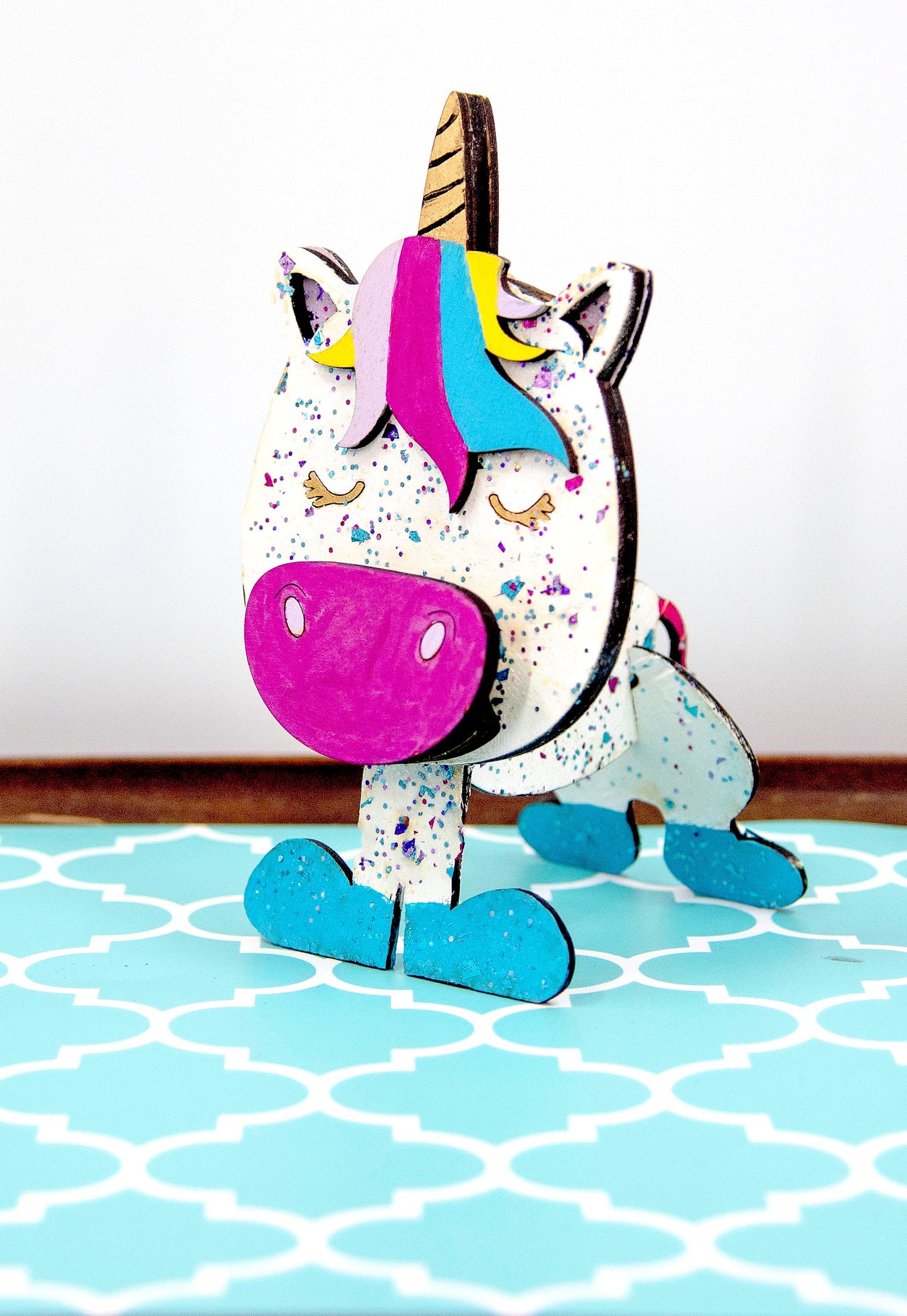 Custom Kids Unicorn decor and glasses holder - Eyeglasses stand